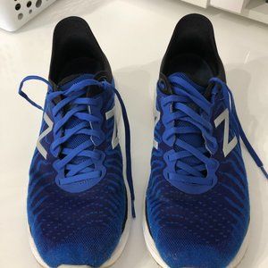 New Balance Mens 860 V11 Blue 8.5E Wide